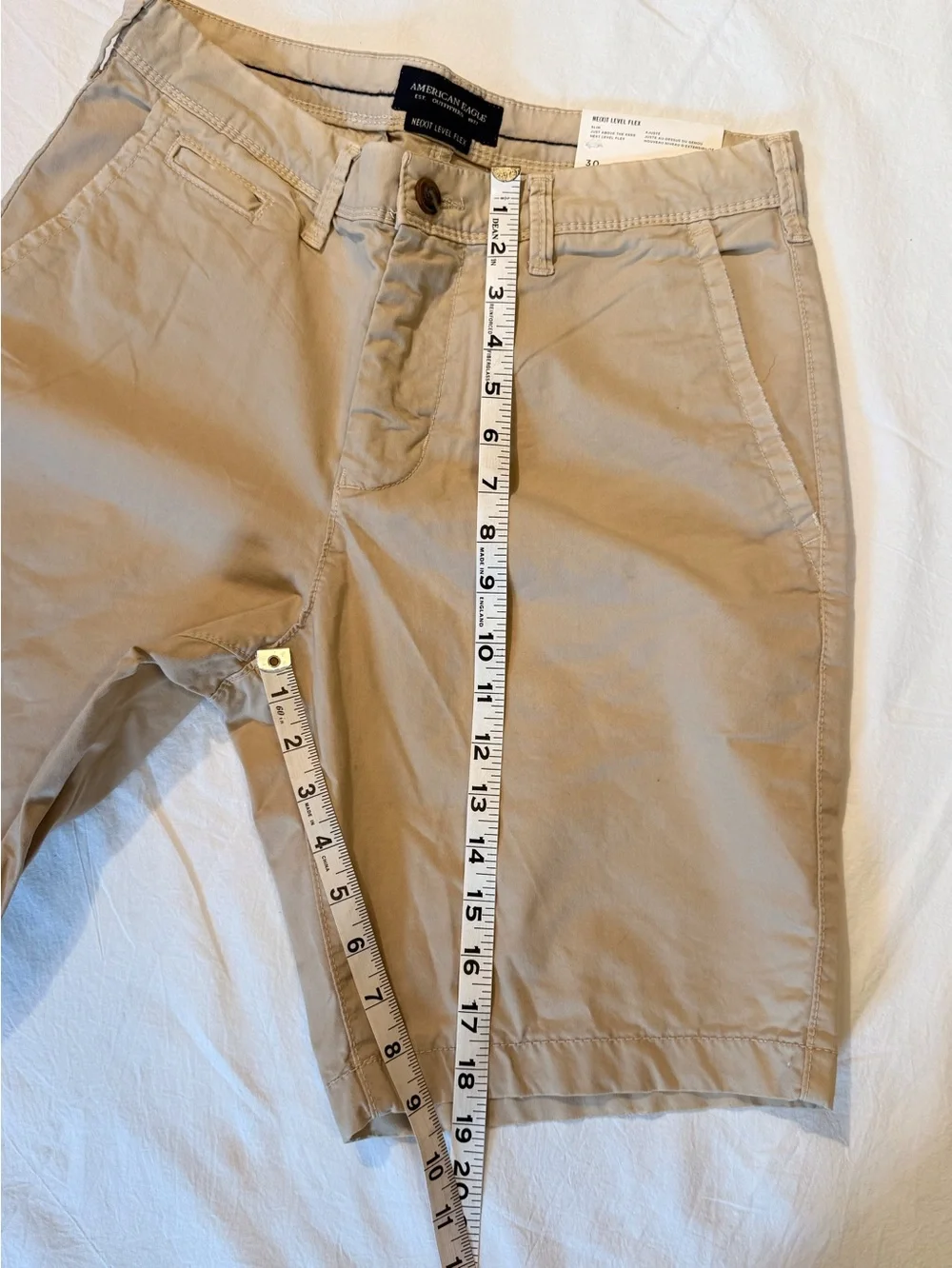 AMERICAN EAGLE Guys’ Khaki Cotton Shorts